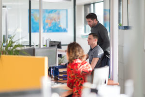 équipe transport dans bureau
